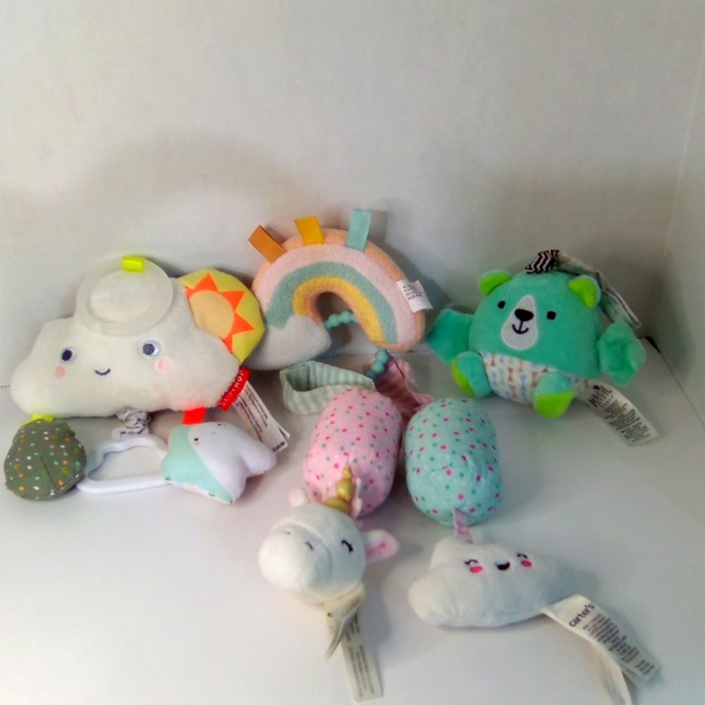 Hanging Baby Toys and Rattle Vibrating Cloud Works Lot